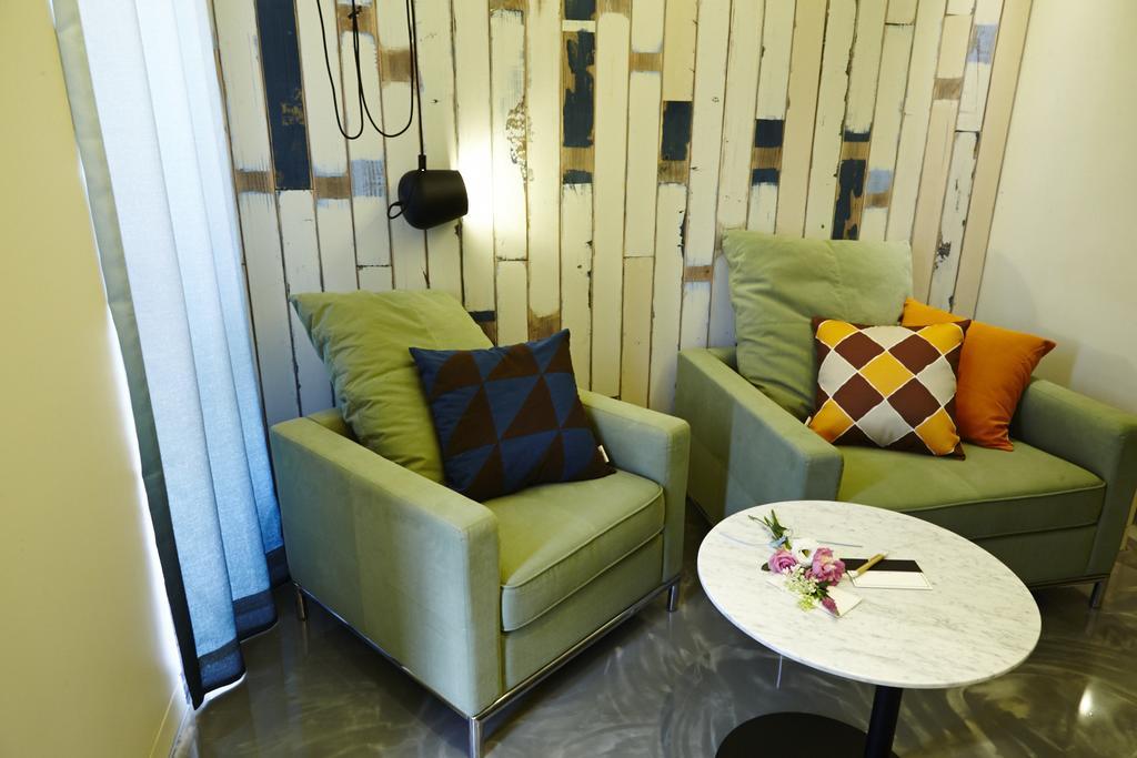 Hotel Lacky Daejeon Bagian luar foto