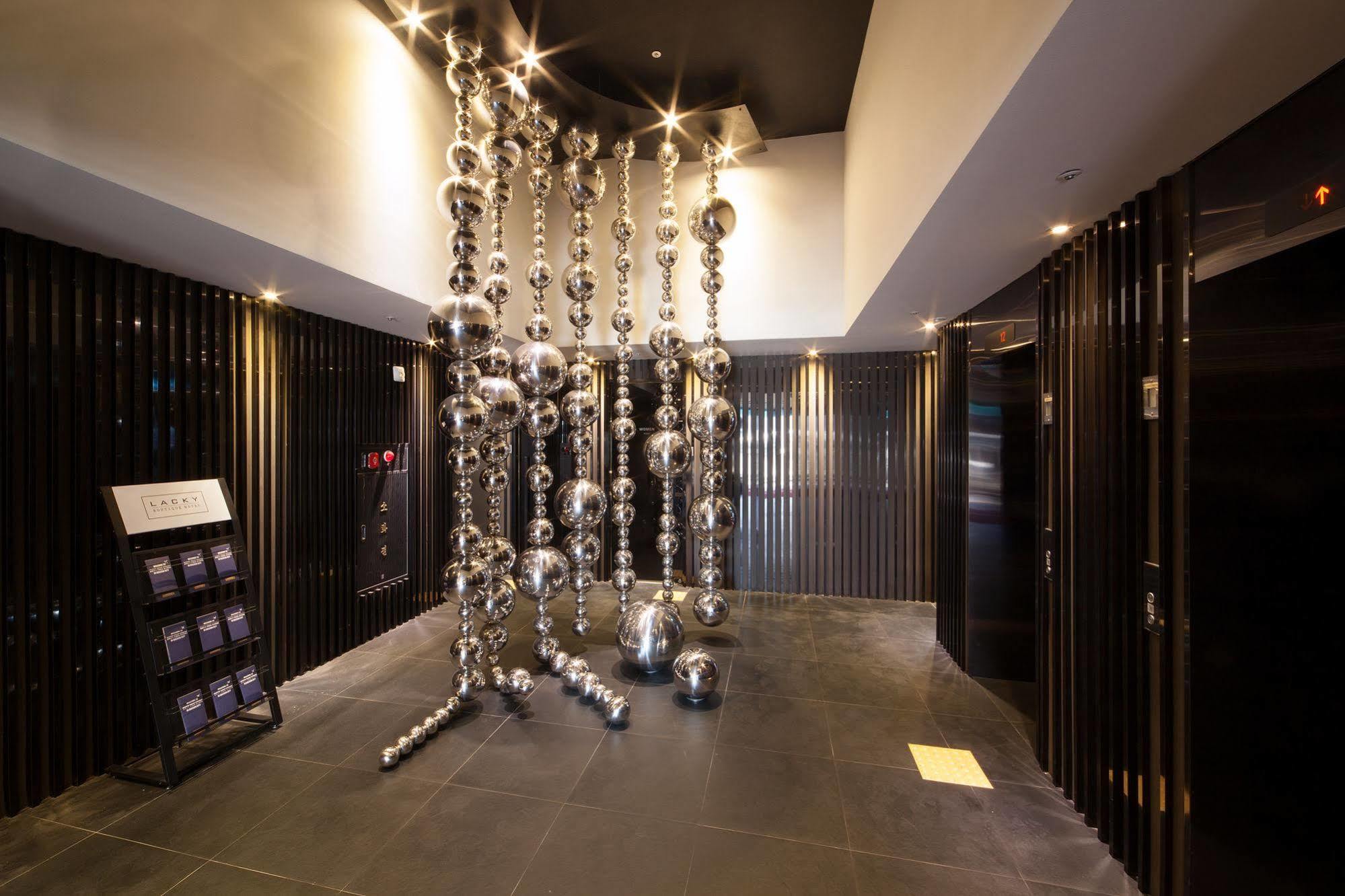 Hotel Lacky Daejeon Bagian luar foto