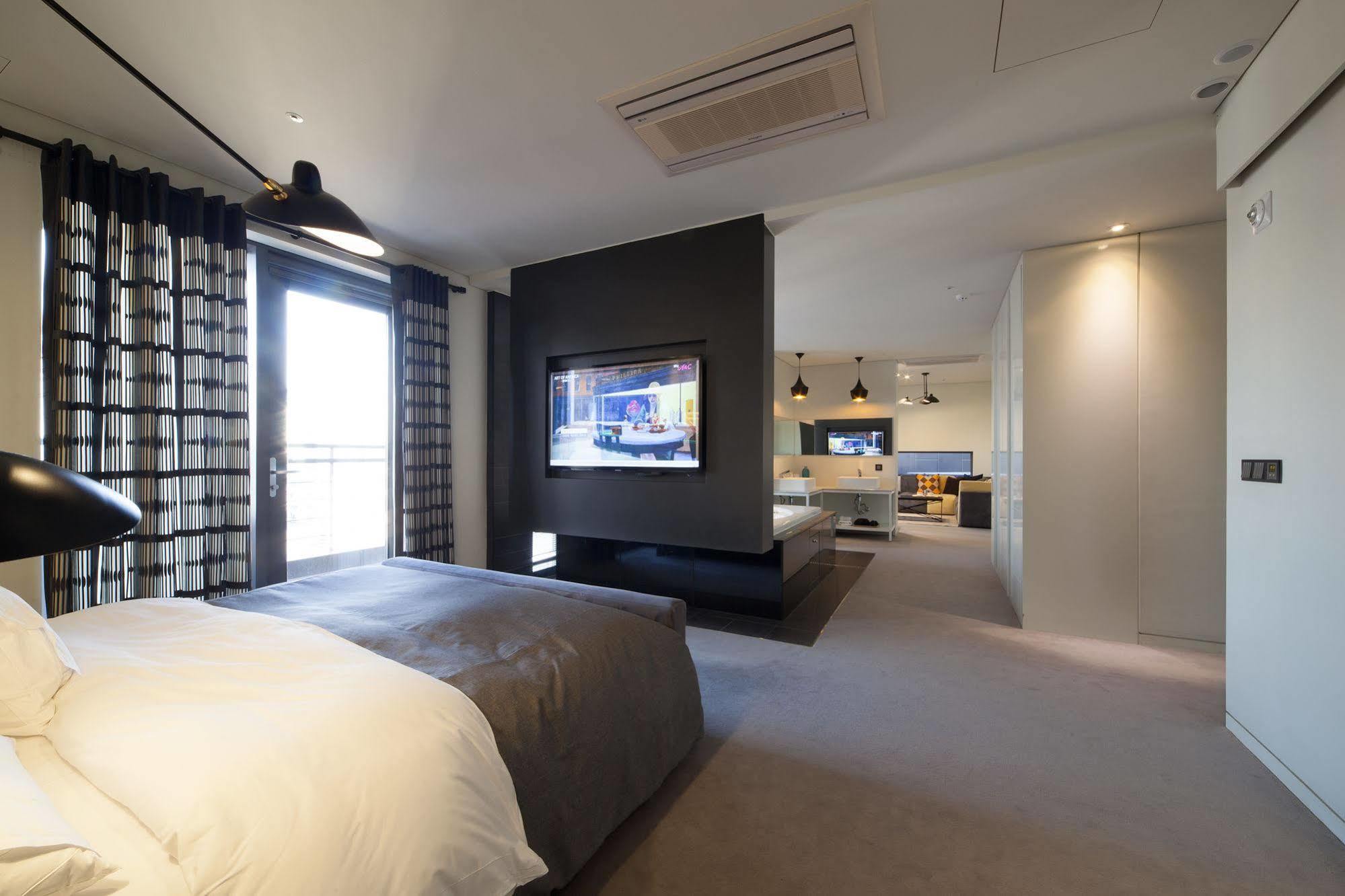 Hotel Lacky Daejeon Bagian luar foto